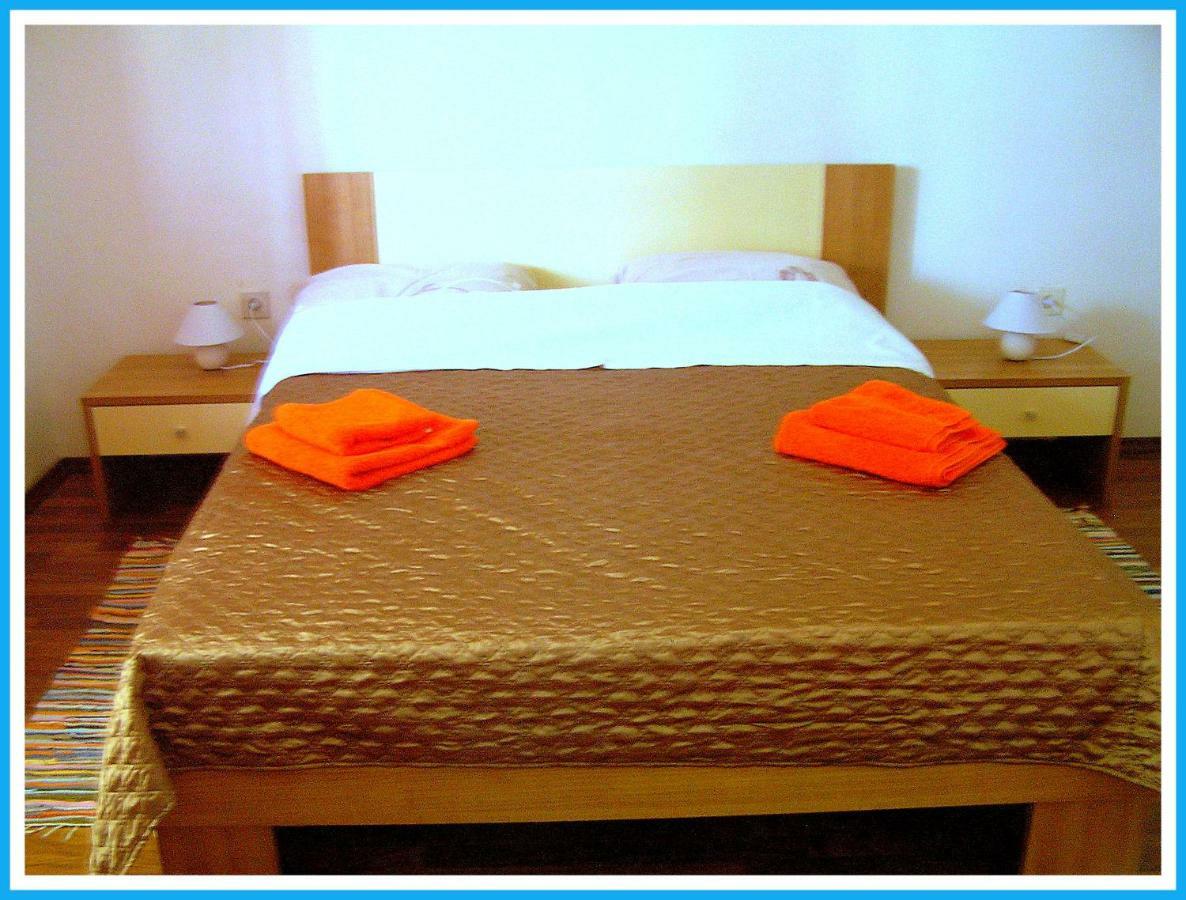 Apartmani Andrija เยเซรา ภายนอก รูปภาพ